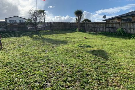 Photo of property in 2 Richard Road, Mangere, Auckland, 2022