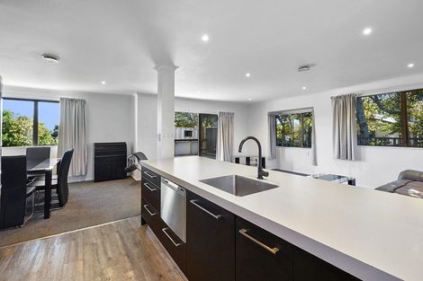 Photo of property in 194 Mangorei Road, Merrilands, New Plymouth, 4312