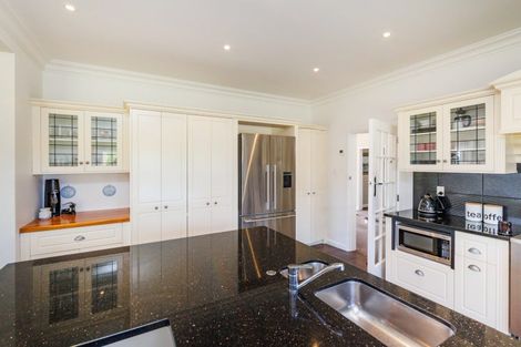 Photo of property in 14 Highfield Road, Feilding, 4702