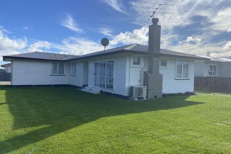 Photo of property in Hunter Road, Eltham, 4673