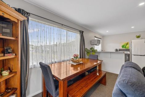 Photo of property in 8 Anna Place, Hilltop, Taupo, 3330