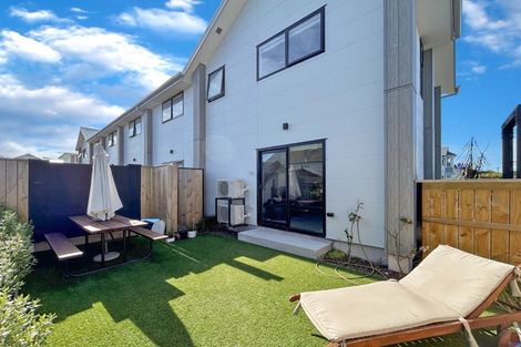 Photo of property in 1/37 Oram Avenue, New Brighton, Christchurch, 8061