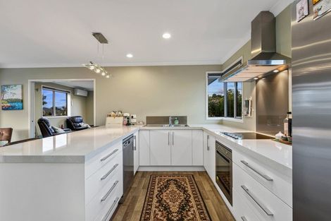 Photo of property in 145 Oteki Park Drive, Welcome Bay, Tauranga, 3112
