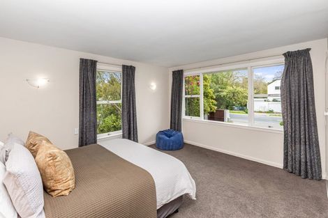 Photo of property in 90 Clyde Road, Ilam, Christchurch, 8041