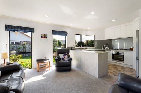 Photo of property in 36 Fendalton Drive, Rototuna, Hamilton, 3210