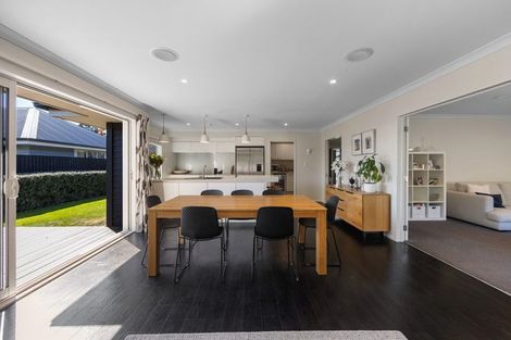 Photo of property in 4 Kawharu Street, Marshland, Christchurch, 8083