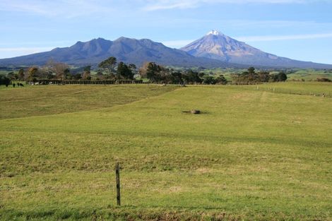 Photo of property in 192 Dover Road, Okato, New Plymouth, 4374