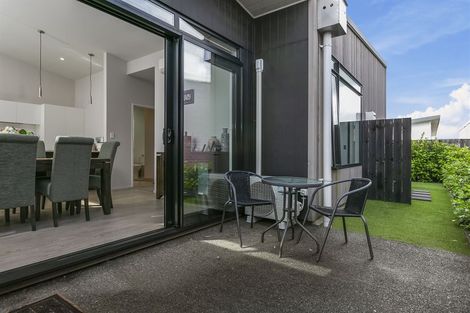 Photo of property in 12 Leadership Crescent, Papakura, 2110