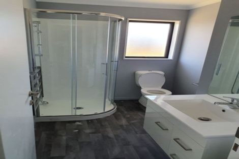 Photo of property in 37 Reuben Avenue, Rolleston, 7615