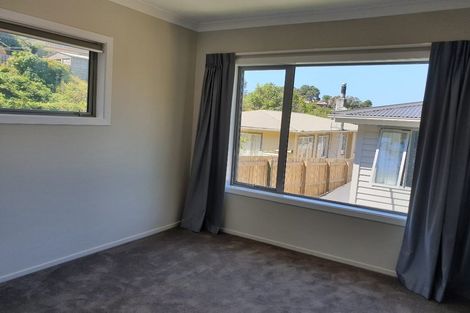 Photo of property in 102u4 Chester Road, Tawa, Wellington, 5028