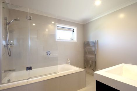 Photo of property in 40 Resolution Drive, Whitby, Porirua, 5024