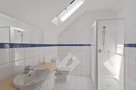 Photo of property in 1 Oakford Close, Riccarton, Christchurch, 8011