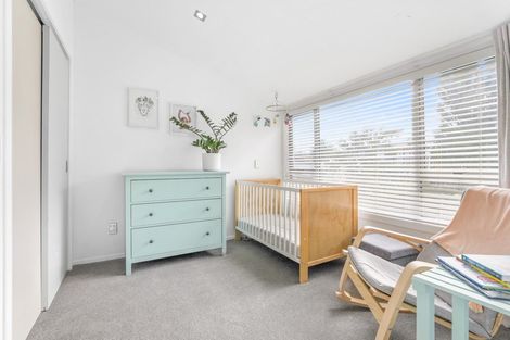 Photo of property in 300 Lake Terrace, Two Mile Bay, Taupo, 3330