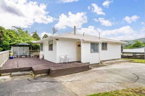 Photo of property in 15 Gawler Grove, Wainuiomata, Lower Hutt, 5014