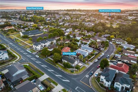 Photo of property in 2 Katrina Place, Massey, Auckland, 0614