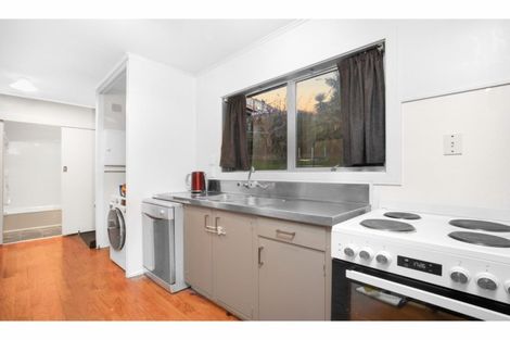 Photo of property in 12 Kauri Road, Stanmore Bay, Whangaparaoa, 0932