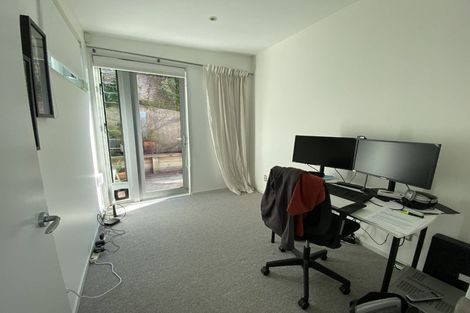 Photo of property in 23 Napier Street, Karaka Bays, Wellington, 6022