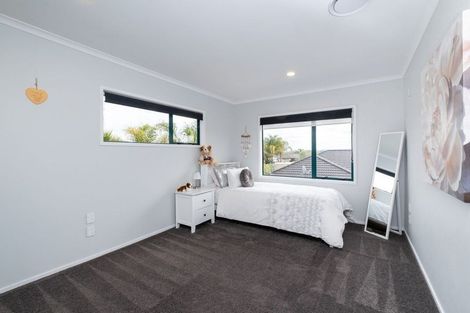 Photo of property in 20 Russell Robertson Drive, Havelock North, 4130