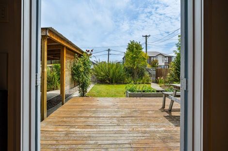 Photo of property in 132 Olliviers Road, Phillipstown, Christchurch, 8011