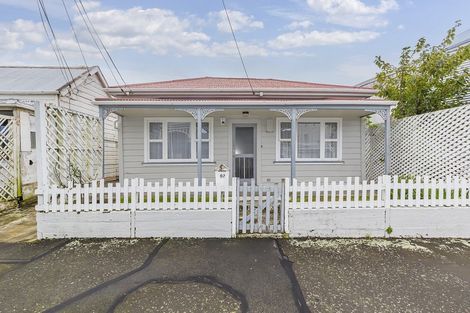 Photo of property in 67 Wright Street, Mount Cook, Wellington, 6021