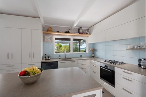 Photo of property in 10 Bennett Street, Port Albert, Wellsford, 0973