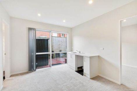 Photo of property in 77 Golden Morning Drive, Albany Heights, Auckland, 0632