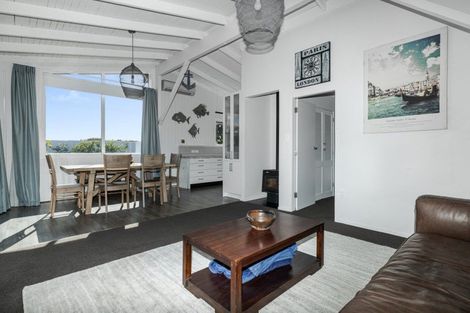 Photo of property in 624a Papamoa Beach Road, Papamoa Beach, Papamoa, 3118