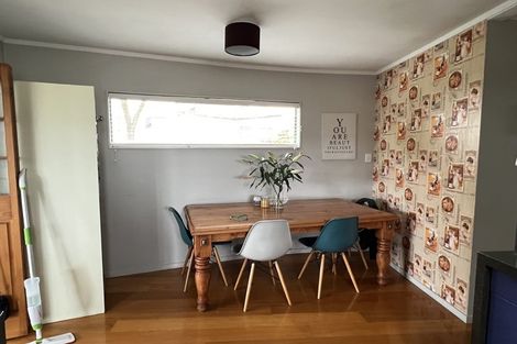 Photo of property in 4 Manutara Avenue, Forrest Hill, Auckland, 0620