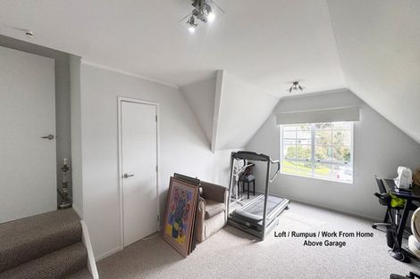 Photo of property in 19 Ravenstone Place, Chatswood, Auckland, 0626