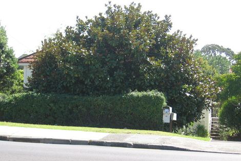 Photo of property in 2/181 Mokoia Road, Birkenhead, Auckland, 0626