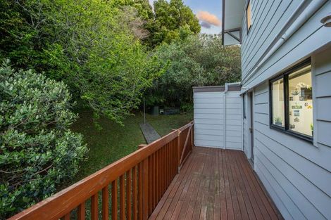 Photo of property in 2/70 Ayton Drive, Totara Vale, Auckland, 0629
