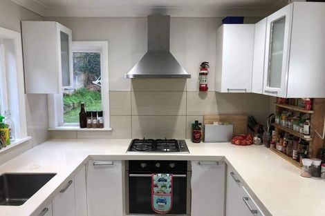 Photo of property in 52 Chamberlain Road, Karori, Wellington, 6012