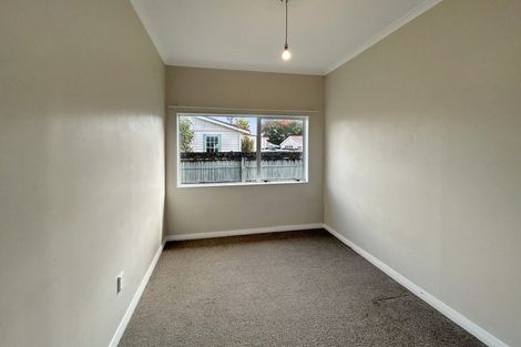 Photo of property in 28 Cambridge Street, Milson, Palmerston North, 4414