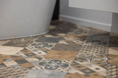 Photo of property in 24 Tower Crescent, Durie Hill, Whanganui, 4500