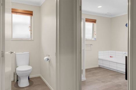 Photo of property in 16 Forbes Street, Westport, 7825