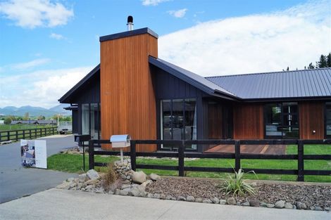 Photo of property in 5 Keats Place, Hanmer Springs, 7334