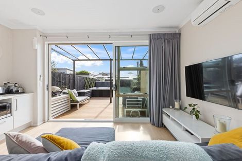 Photo of property in 10 Touhou Road, Hobsonville, Auckland, 0616