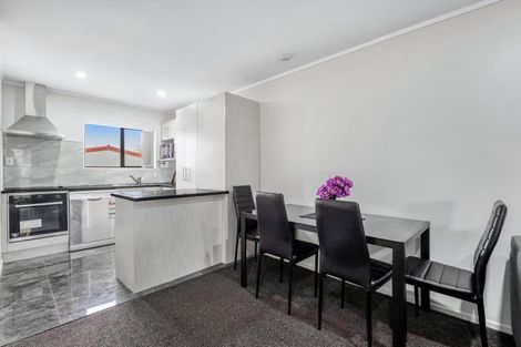 Photo of property in 3/80 Marne Road, Papakura, 2110