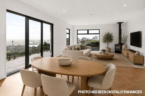 Photo of property in 17 Luxton Place, Mount Pleasant, Christchurch, 8081
