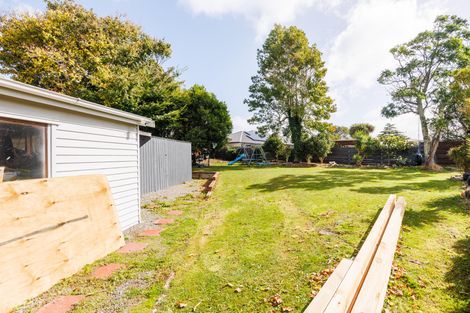 Photo of property in 3a Pukatea Place, Milson, Palmerston North, 4414