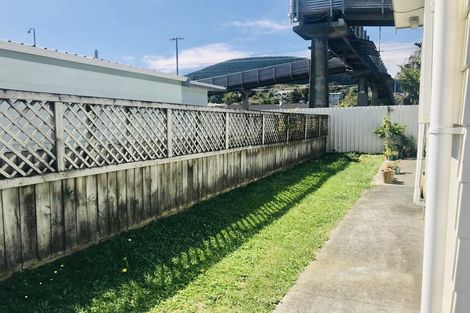 Photo of property in 13 Rawson Street, Tawa, Wellington, 5028