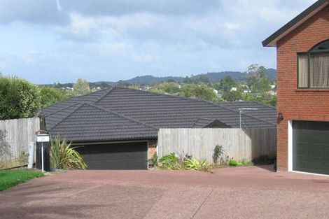 Photo of property in 21 San Vito Place, Henderson, Auckland, 0612