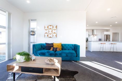 Photo of property in 18 Boyce Crescent, Cambridge, 3434