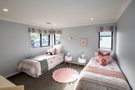 Photo of property in 7 Moston Grove, Churton Park, Wellington, 6037