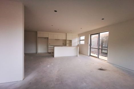 Photo of property in 5 Moemoea Avenue, Kumeu, 0810
