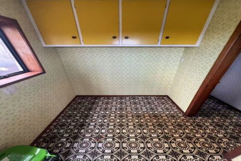 Photo of property in 56 Balmain Road, Chatswood, Auckland, 0626