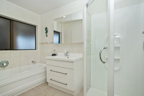 Photo of property in 1 Talga Court, Conifer Grove, Takanini, 2112