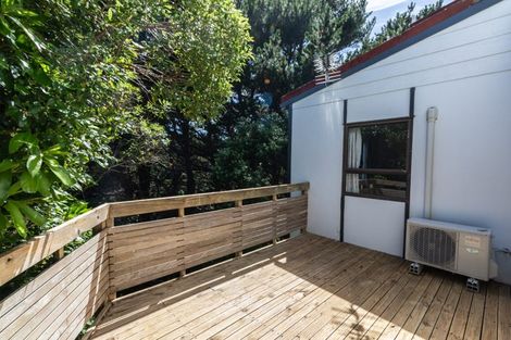 Photo of property in 30 Wingfield Place, Churton Park, Wellington, 6037