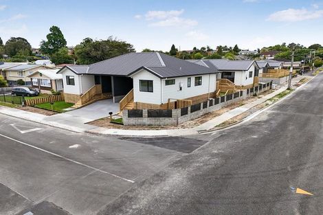 Photo of property in 1/2 Wedgewood Place, Dinsdale, Hamilton, 3204