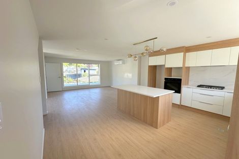 Photo of property in 15c Blenheim Street, Glenfield, Auckland, 0629